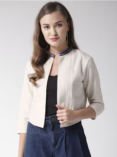 Chamarra negra casual para mujer